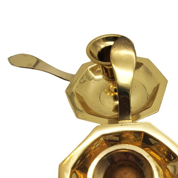 2 Brass Candlestick Holders Handle Tray 6" Vintage Chambersticks Candleholders - Picture 9 of 12